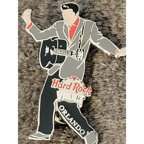 Elvis Presley Hard Rock Pin - Picture 1 of 5